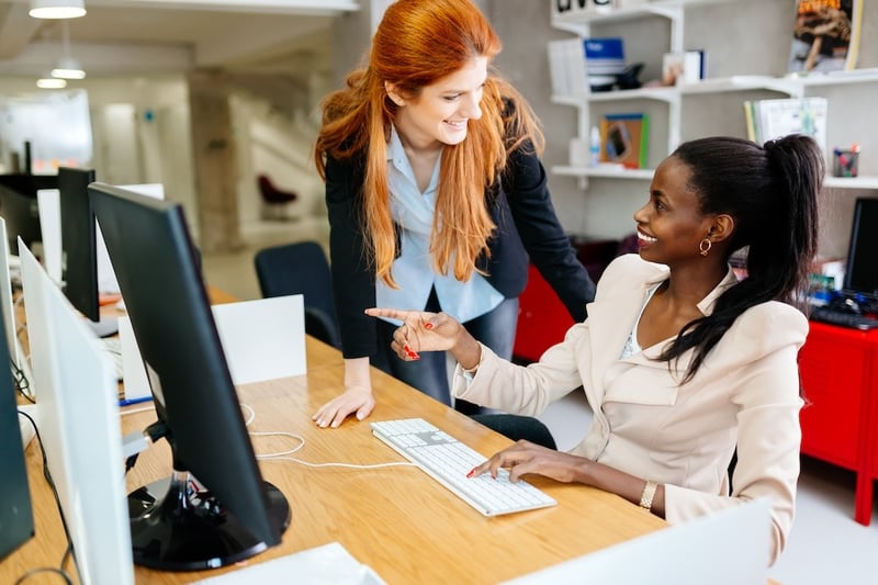 businesswoman-supervising-employee-2023-11-27-05-08-18-utc