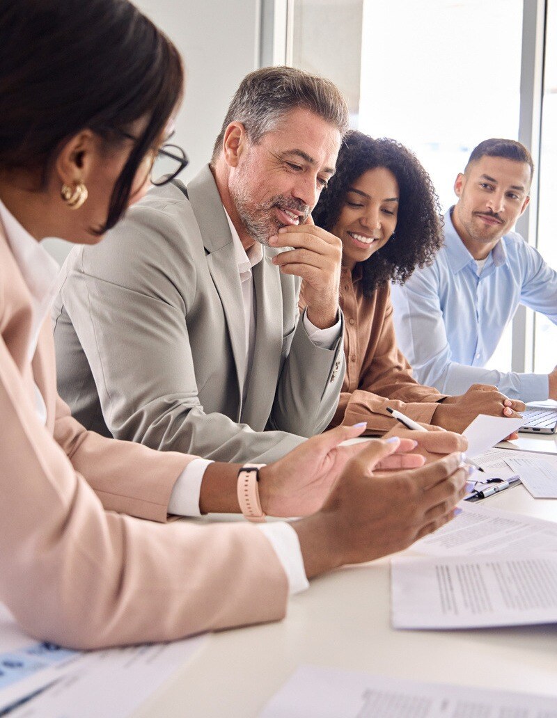 busy-diverse-professional-business-team-having-dis-2023-11-27-05-31-57-utc-1